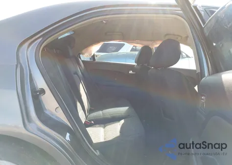 2011 Ford Fusion Se z USA, uszkodzony, nr VIN 3FAHP0HG4BR344231